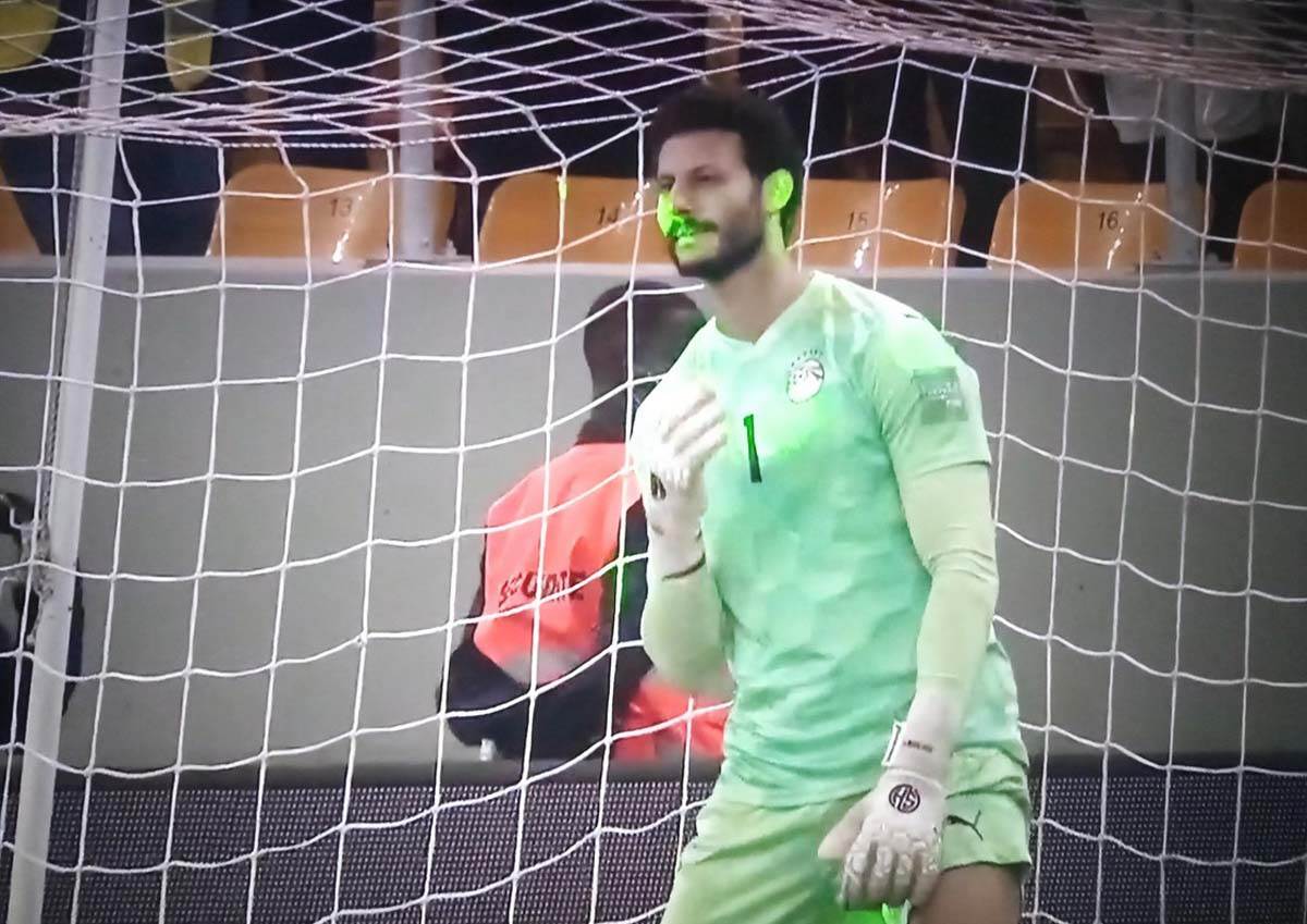 Ispaljivanje lasera iz publike Gana  (8).jpg