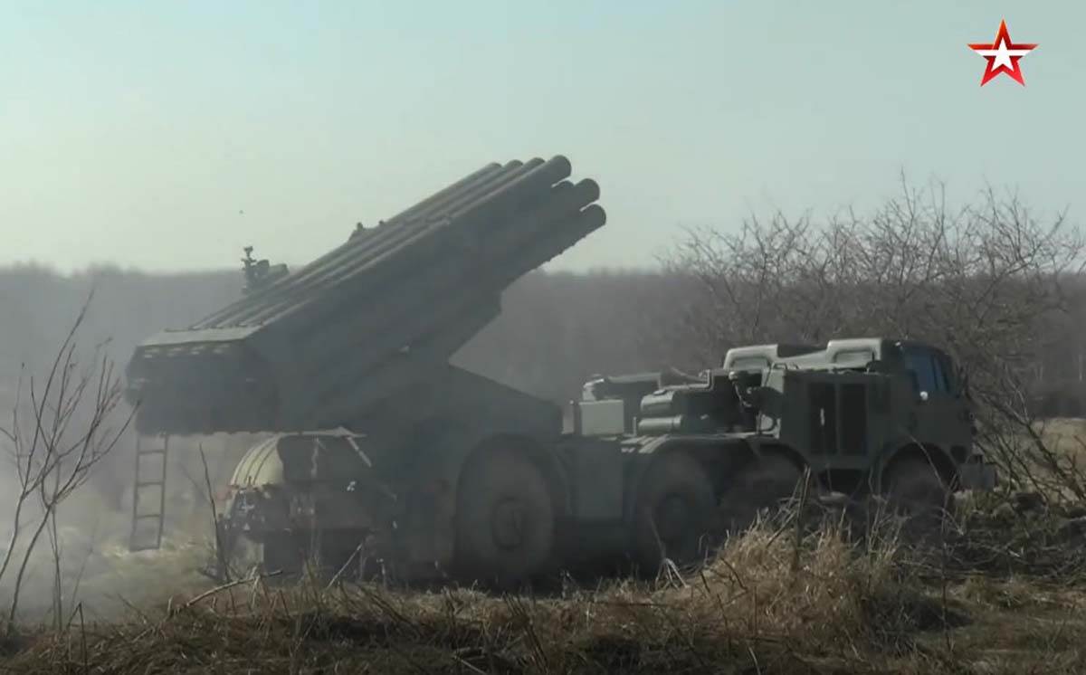 Hurricane 9K57 (4).jpg