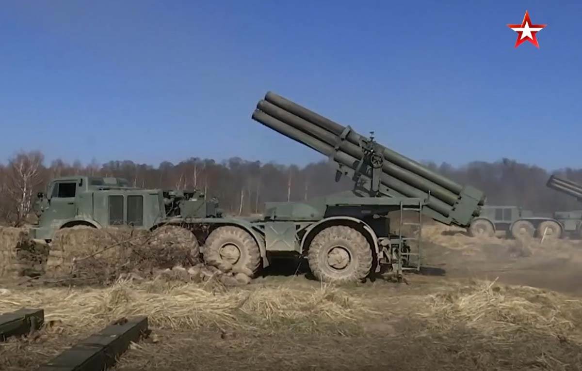 Hurricane 9K57 (5).jpg