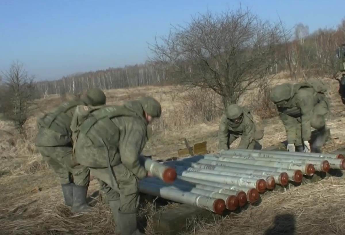 Hurricane 9K57 (8).jpg