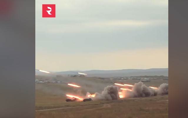 Hurricane 9K57 (2).jpg