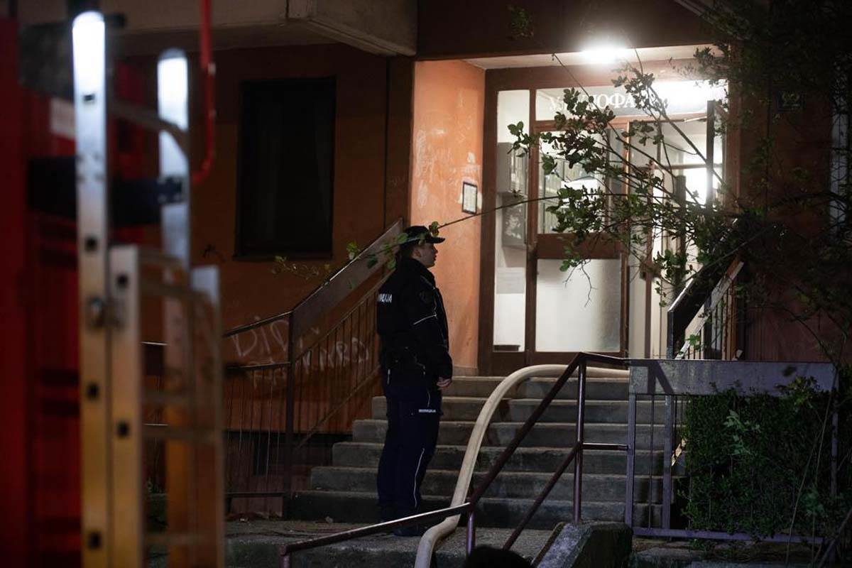 Požar u Mirijevu, Eksplozija, Vatrogasci, Beograd (5).jpg