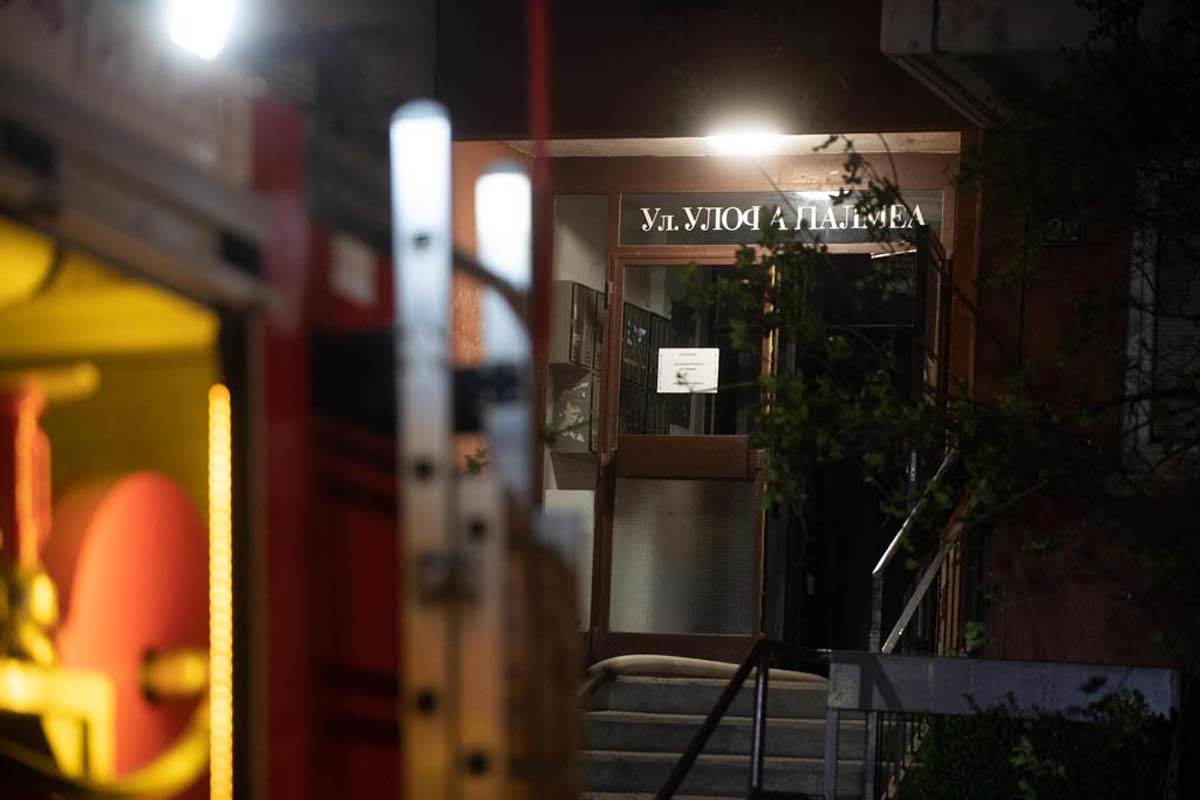 Požar u Mirijevu, Eksplozija, Vatrogasci, Beograd (6).jpg