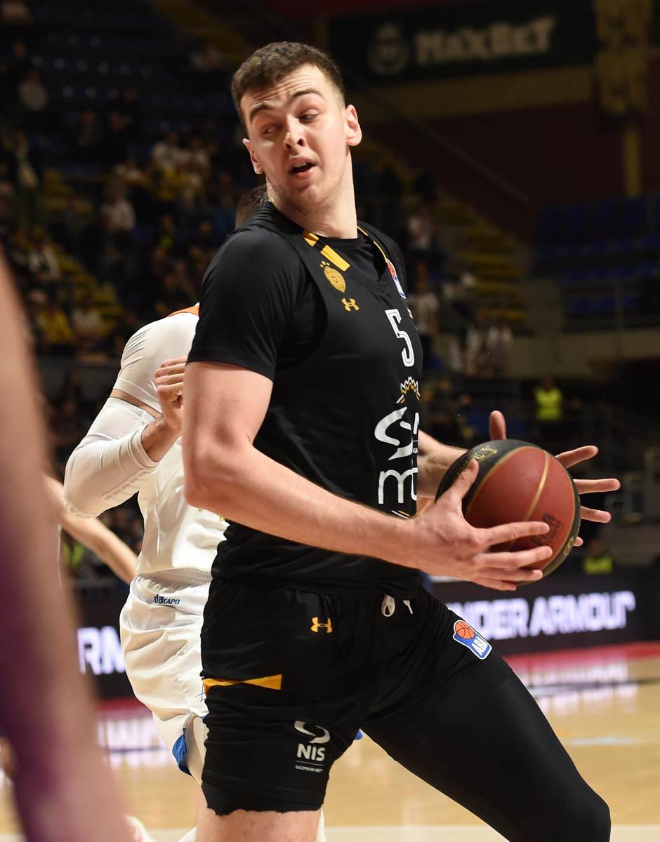 Partizan, Mornar (5).jpg