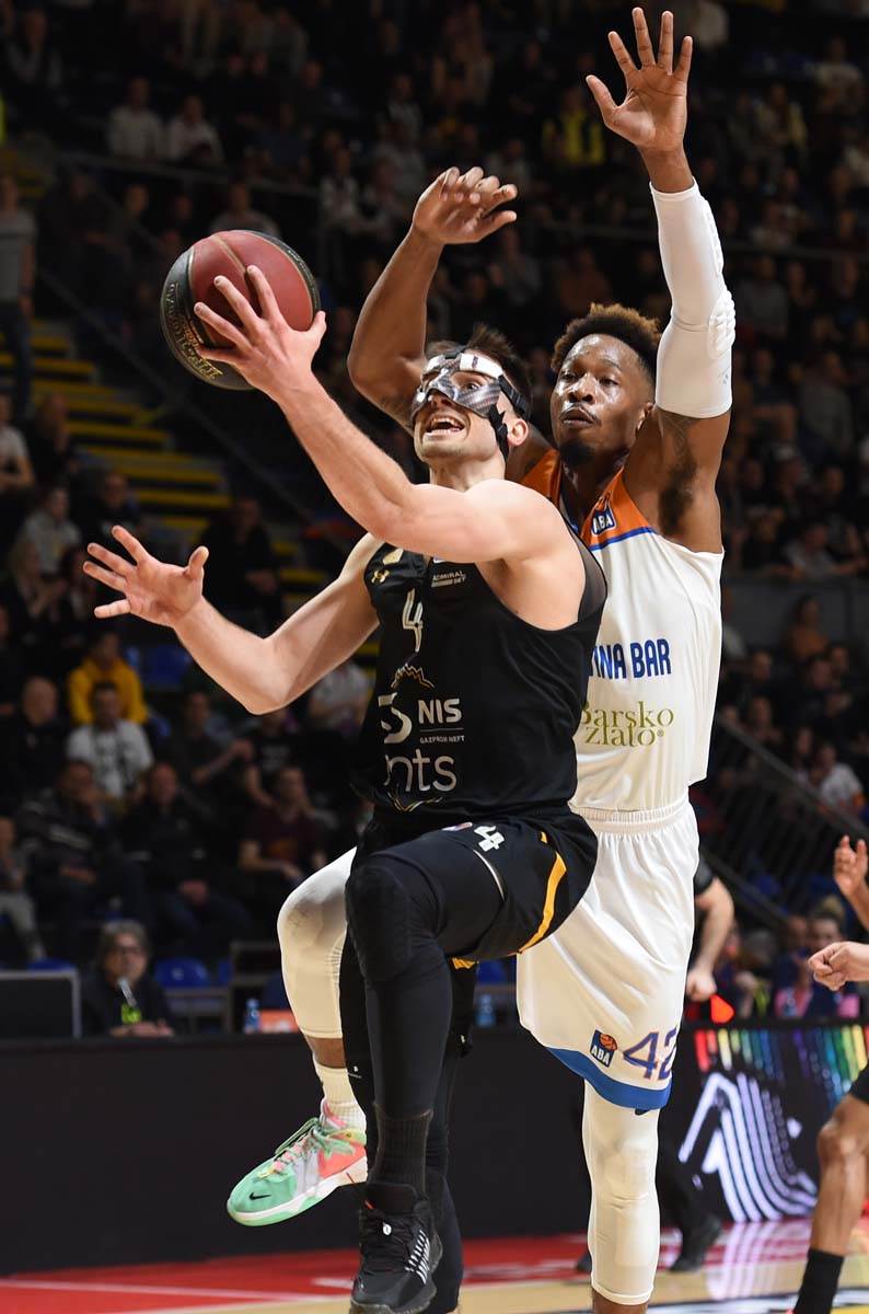 Partizan, Mornar (8).jpg