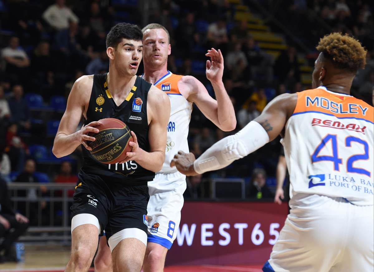 Partizan, Mornar (24).jpg