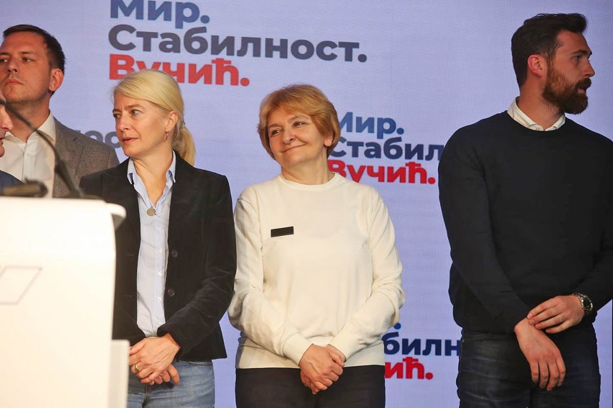 Vučićevo obraćanje SNS2.jpeg