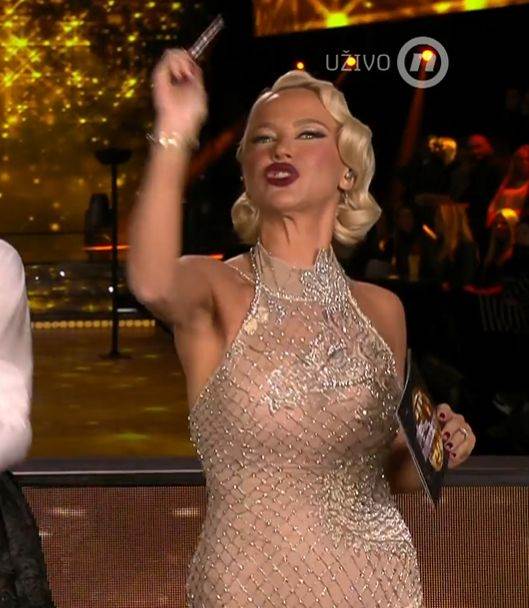 Maja Šuput ispeglano lice preterala s botoksom