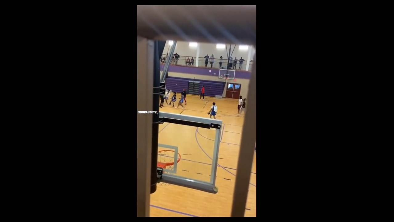 Napad na sudiju, košarka (3).jpg