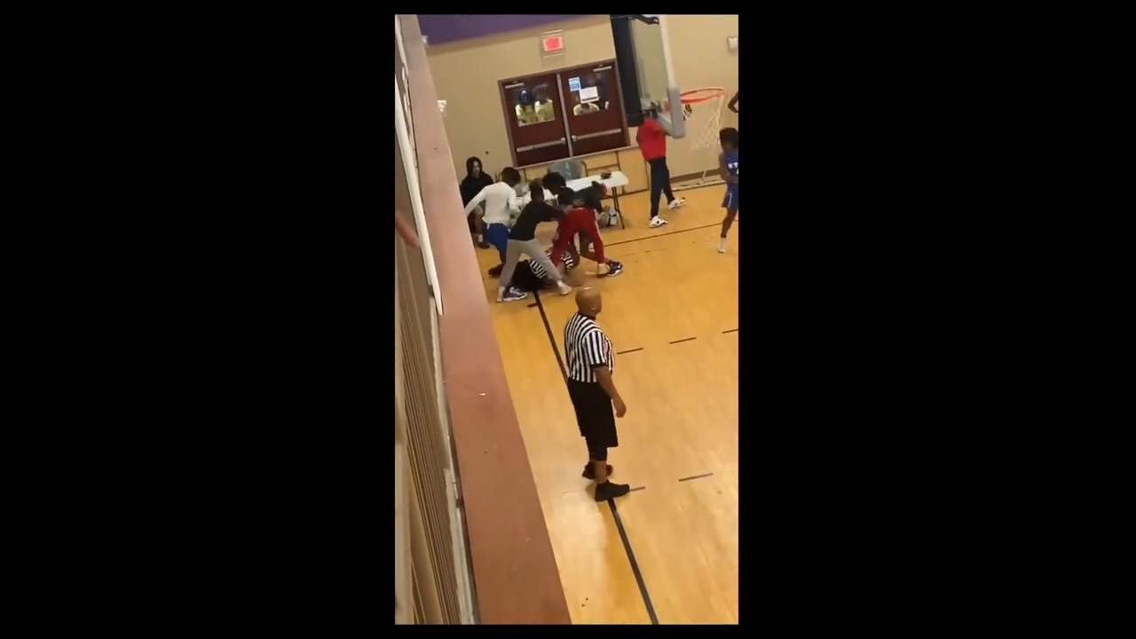 Napad na sudiju, košarka (8).jpg