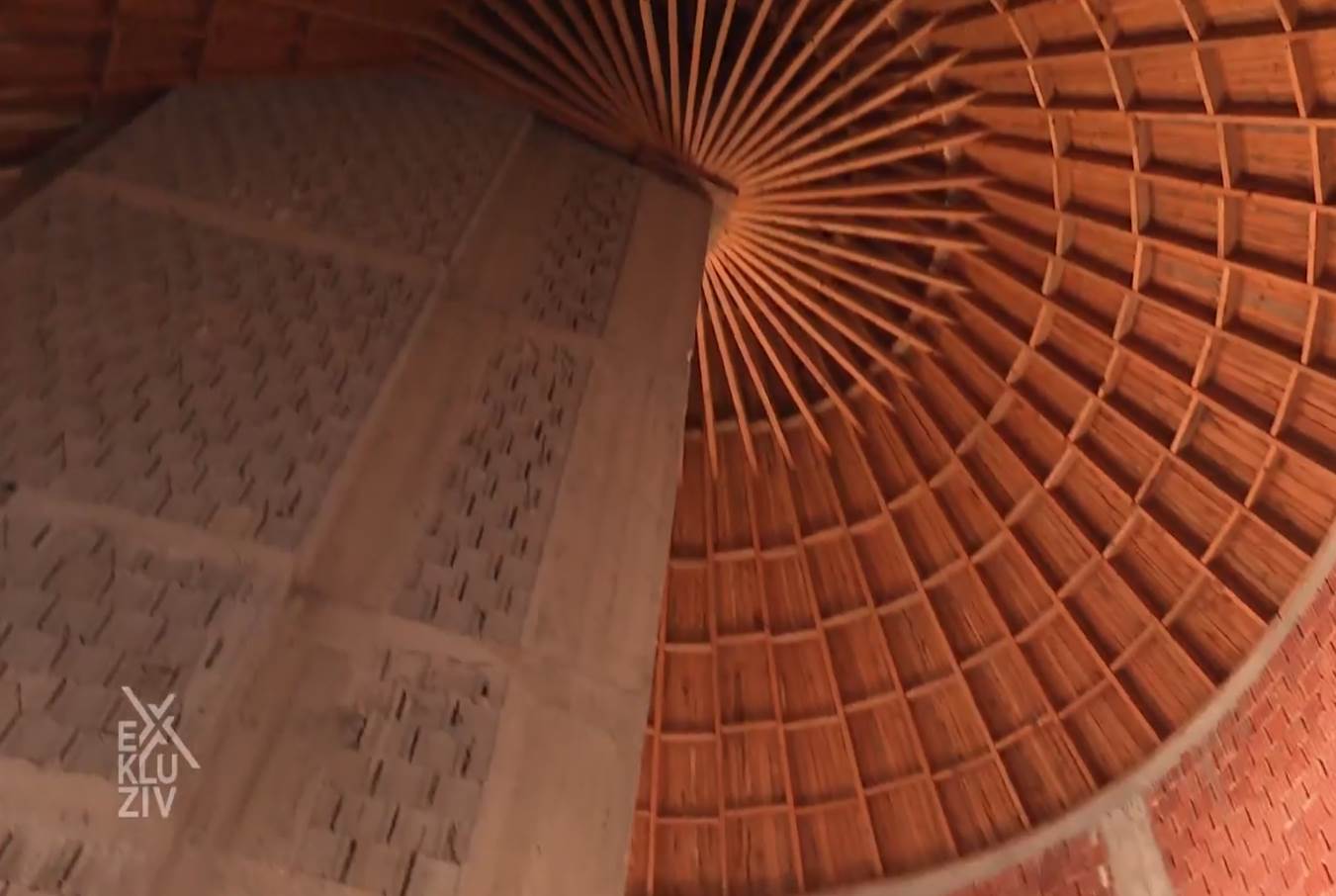 Brat Ivana Bosiljčića ima zamak i destileriju