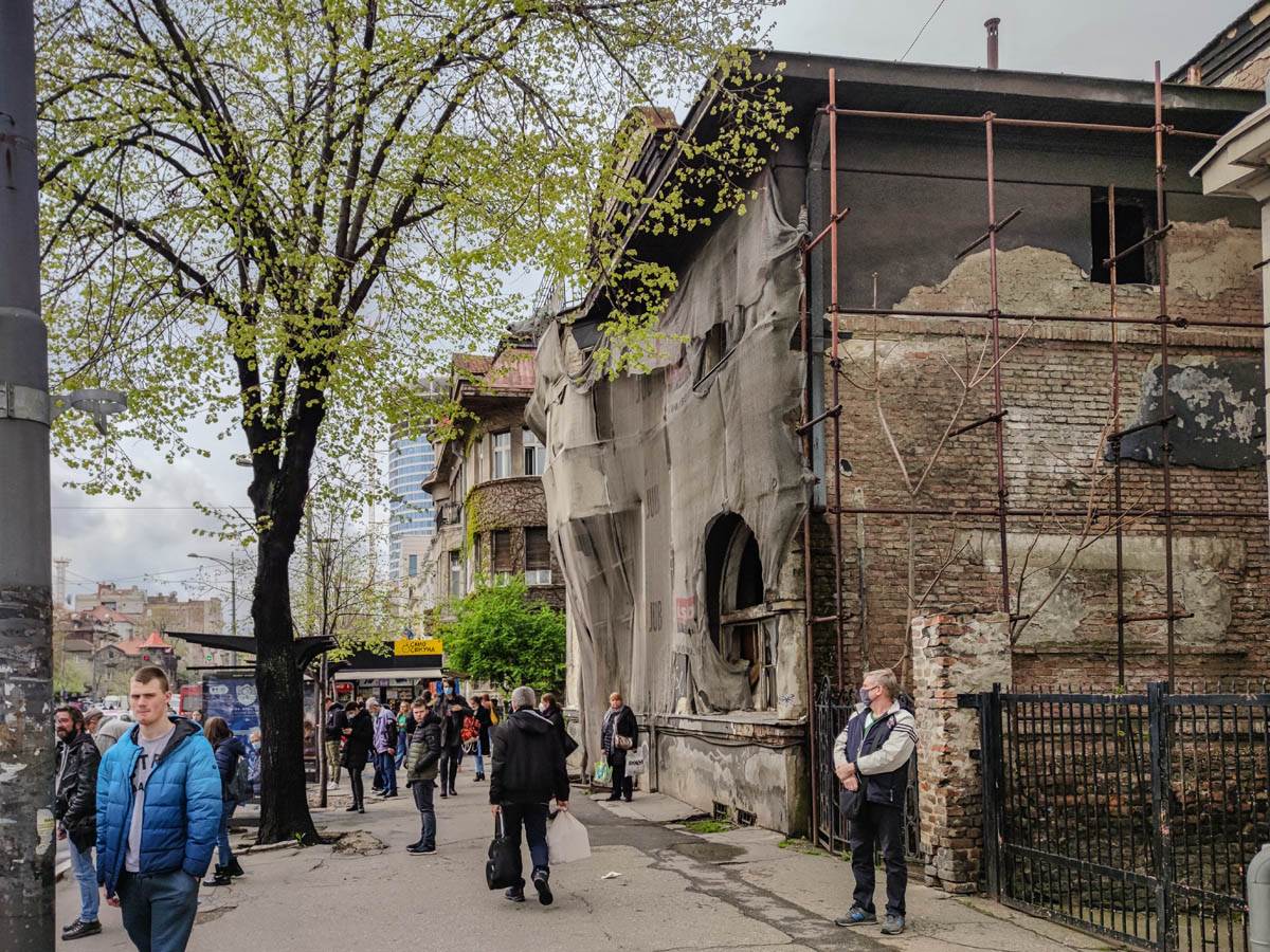 napuštena-vila-bajloni-kneza-miloša-stefan-stojanović-49.jpg