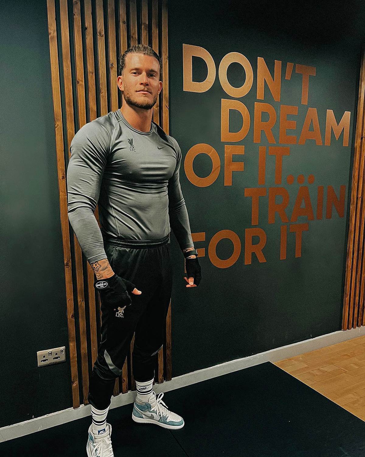 Loris Karius (1).jpg