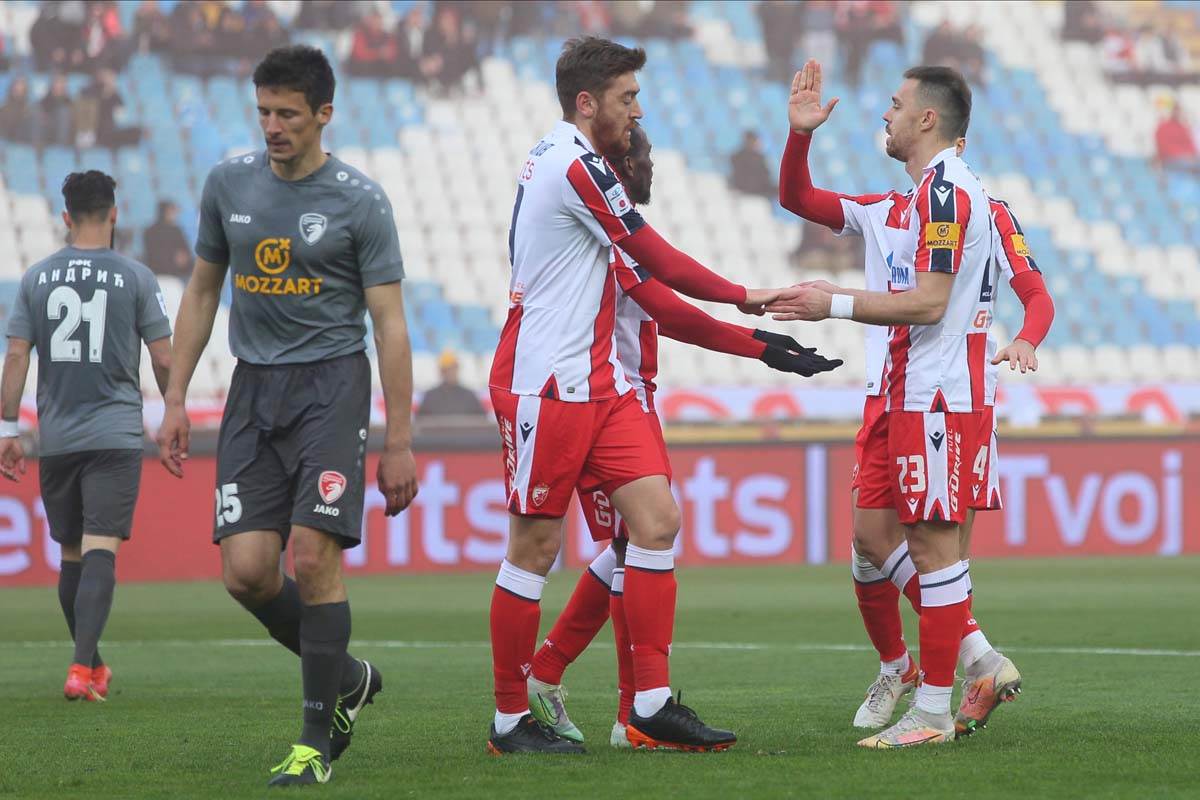 Crvena zvezda, radnički kragujevac, fudbal (3).jpg