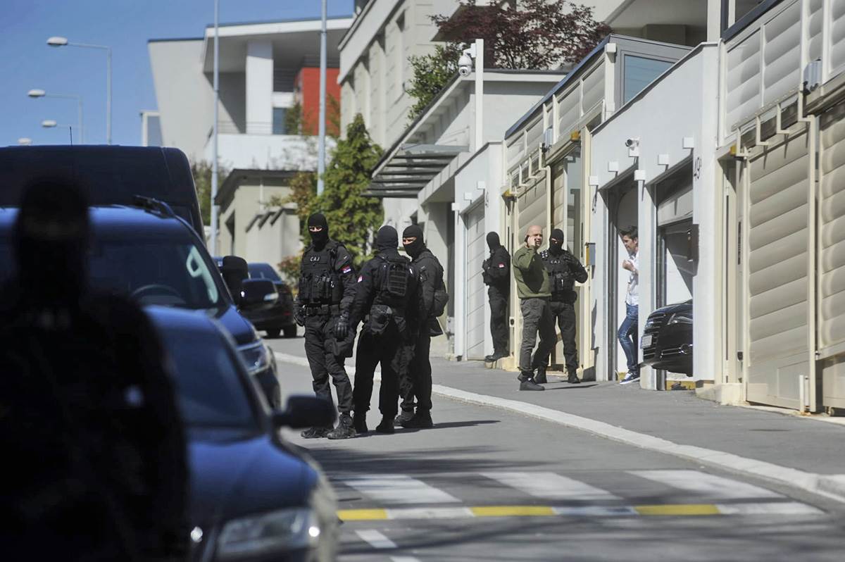 Specijalci Hapšenje Darka.jpeg