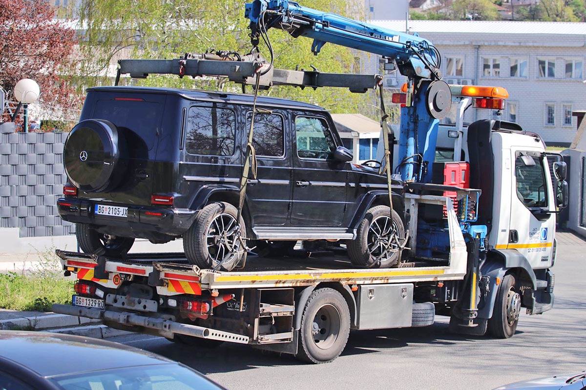 Džip Darka Šarića.jpeg