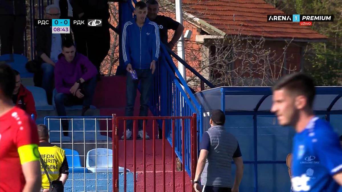 Nenad Lalatović, Sukob, Navijač  (7).jpg