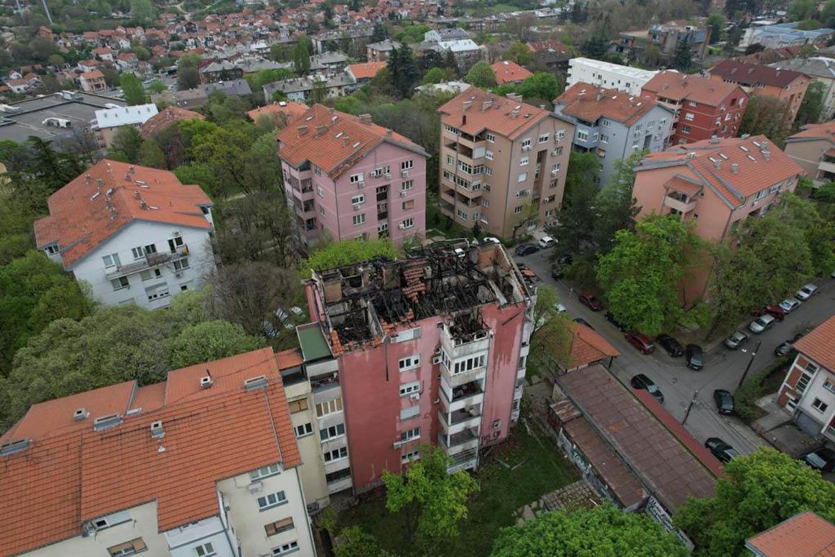 Požar u zgradi na Karaburmi