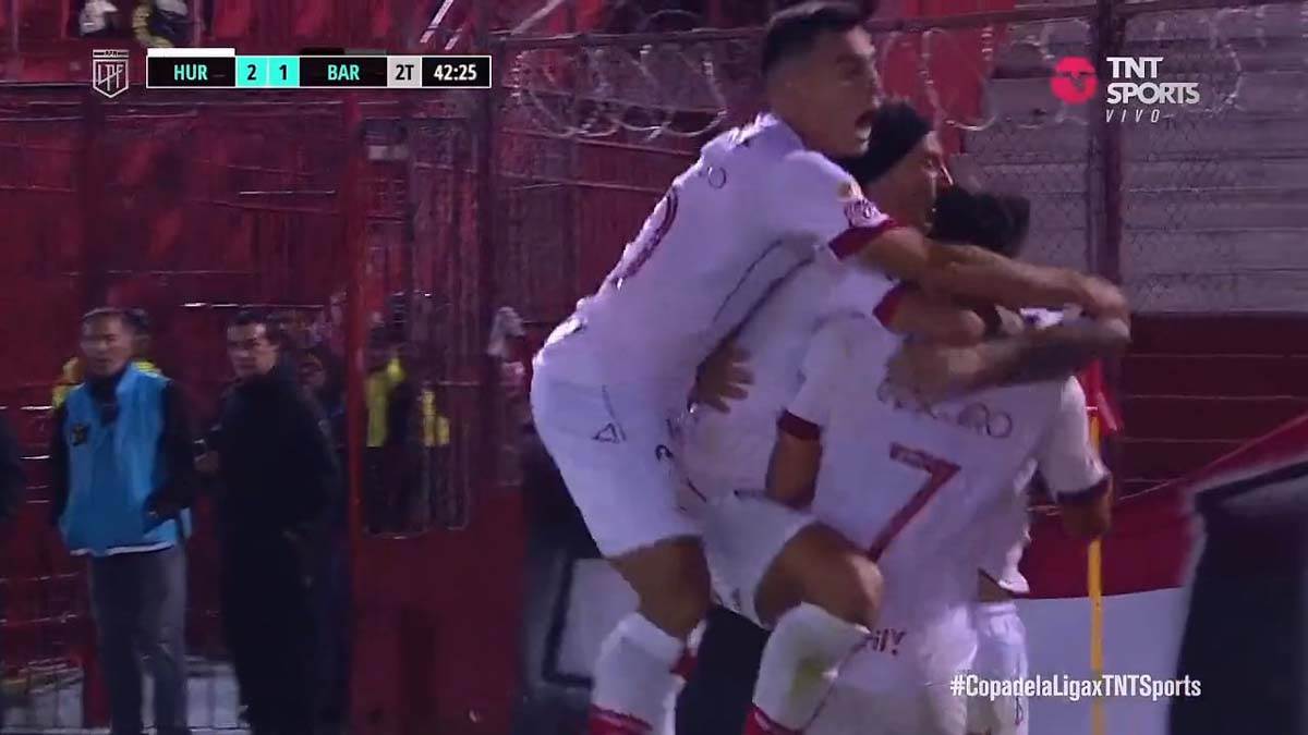 Huracan v Barracas Central (2).jpg