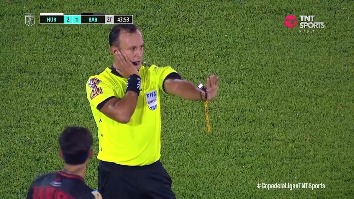 Huracan v Barracas Central (3).jpg