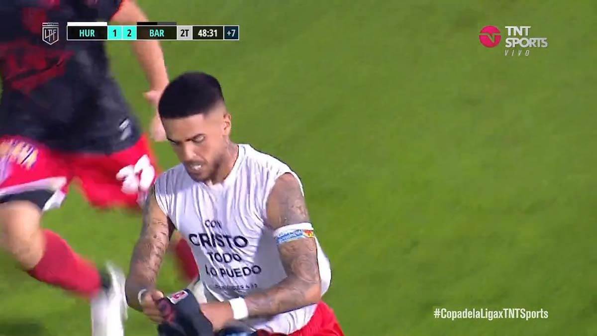 Huracan v Barracas Central (6).jpg