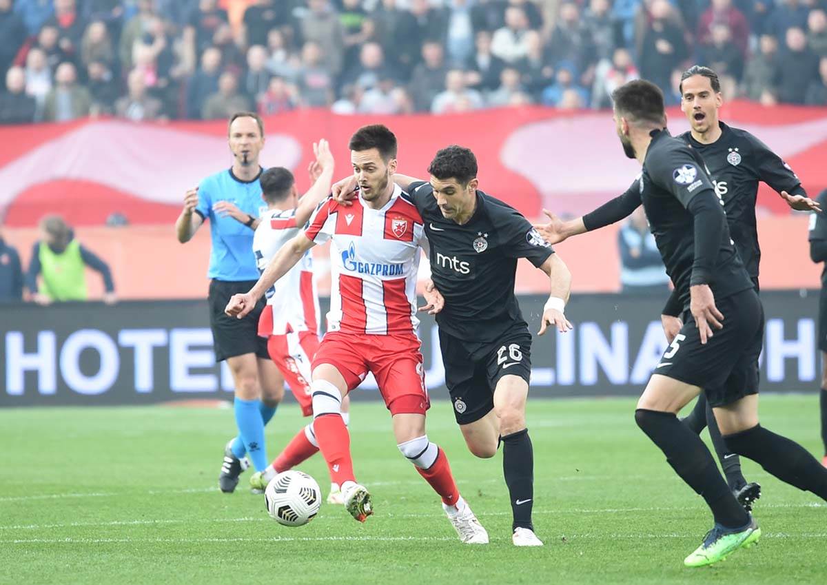 Večiti derbi crvena zvezda partizan (5).jpg