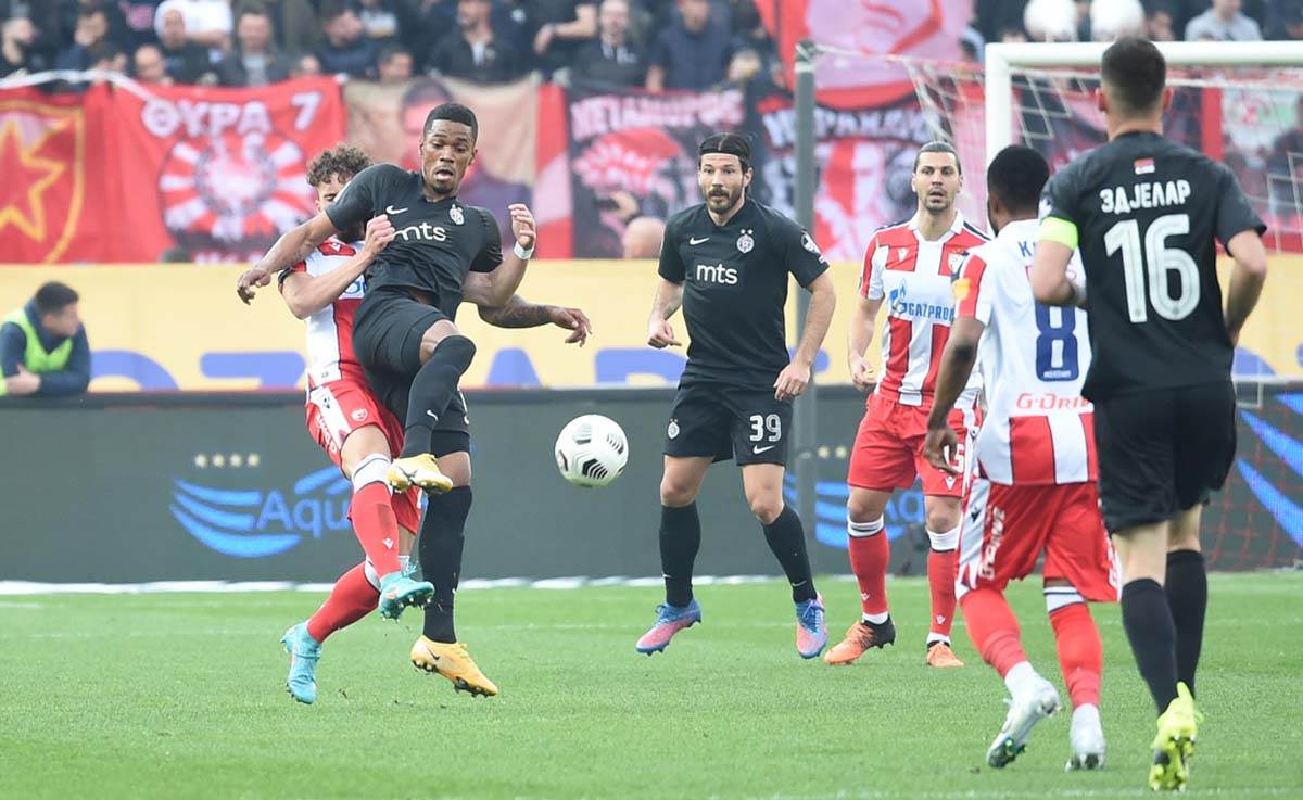 Večiti derbi crvena zvezda partizan (4).jpg