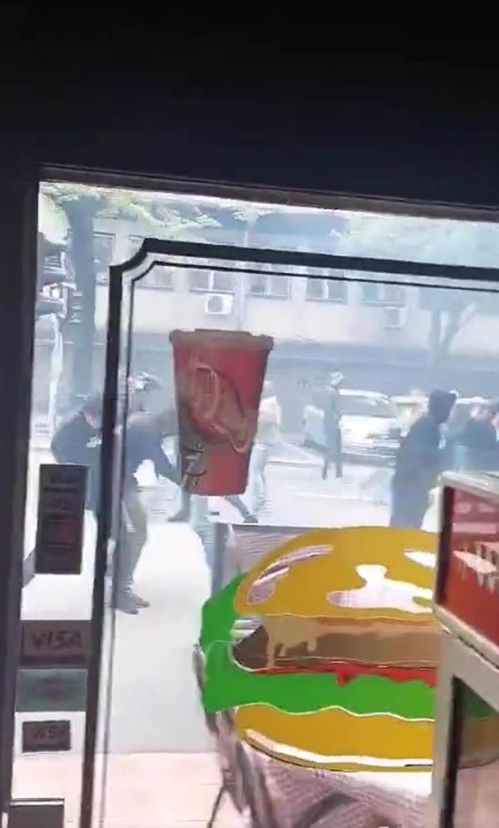 Tuča navijača  (1).jpg