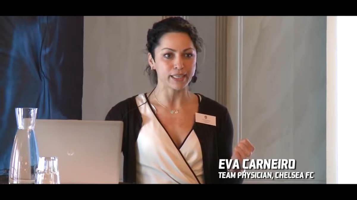 Eva Karneiro 3  (3).jpg