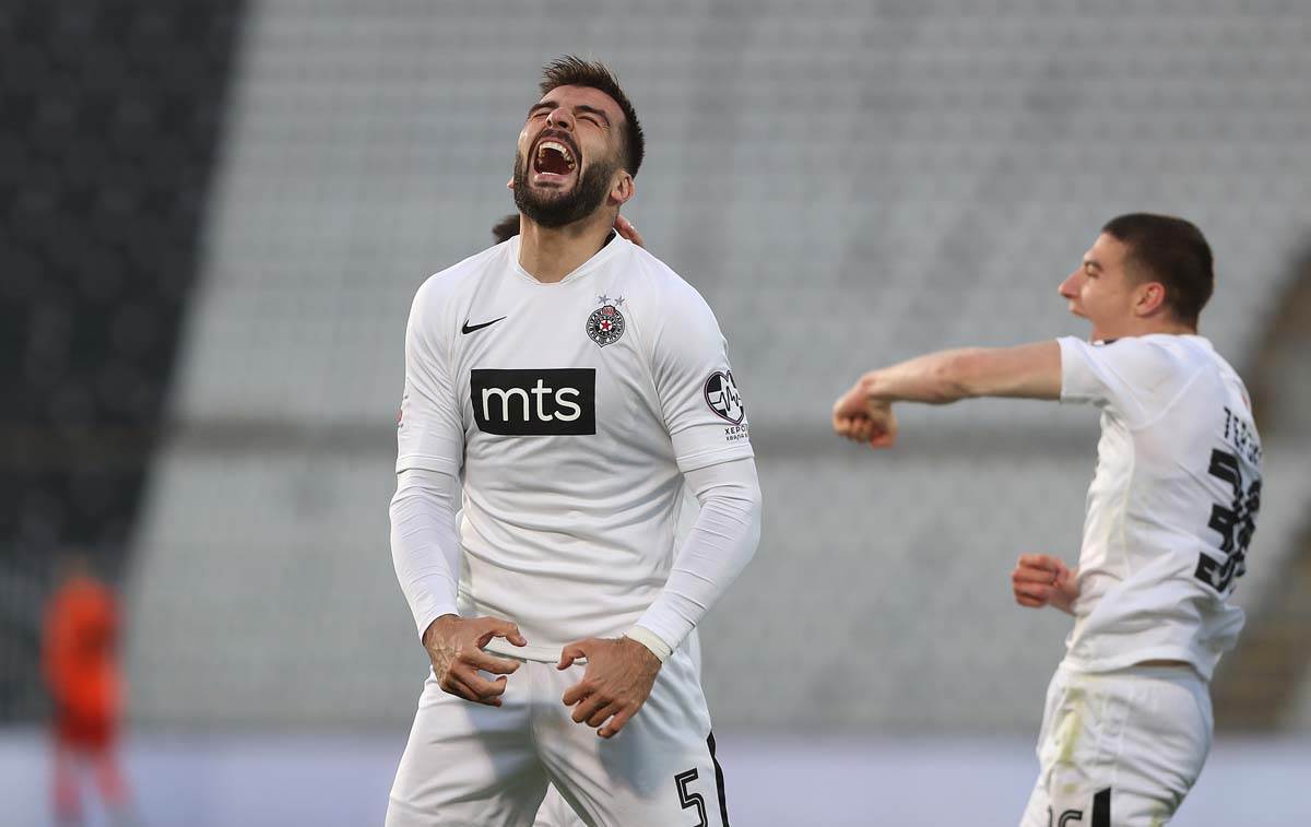 Partizan, Čukarički (3).jpg