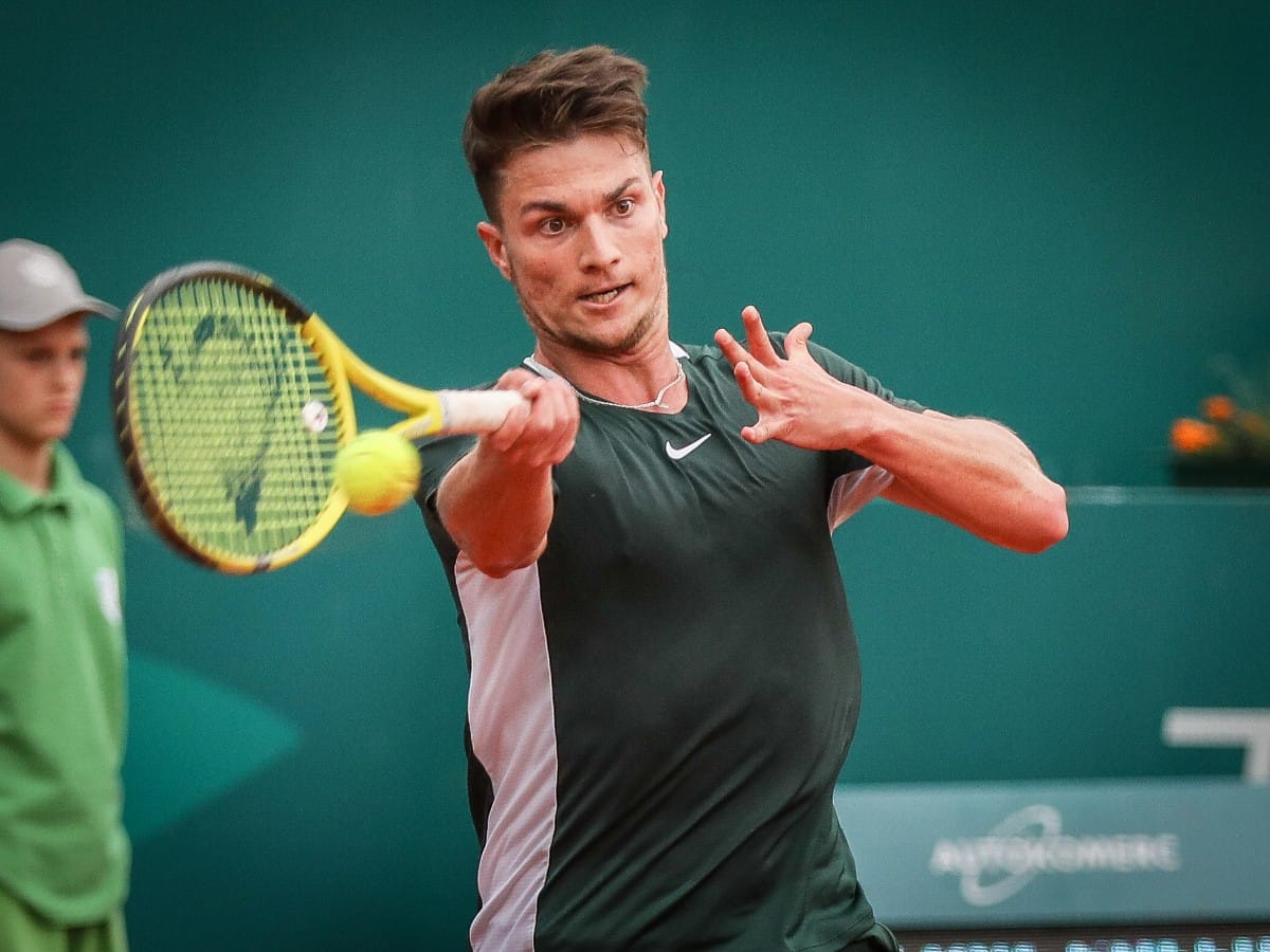 Djokovic-Kecmanovic (5).jpeg