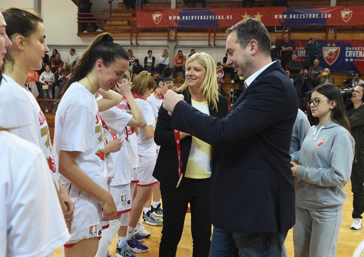 kk crvena zvezda žene 3.jpg