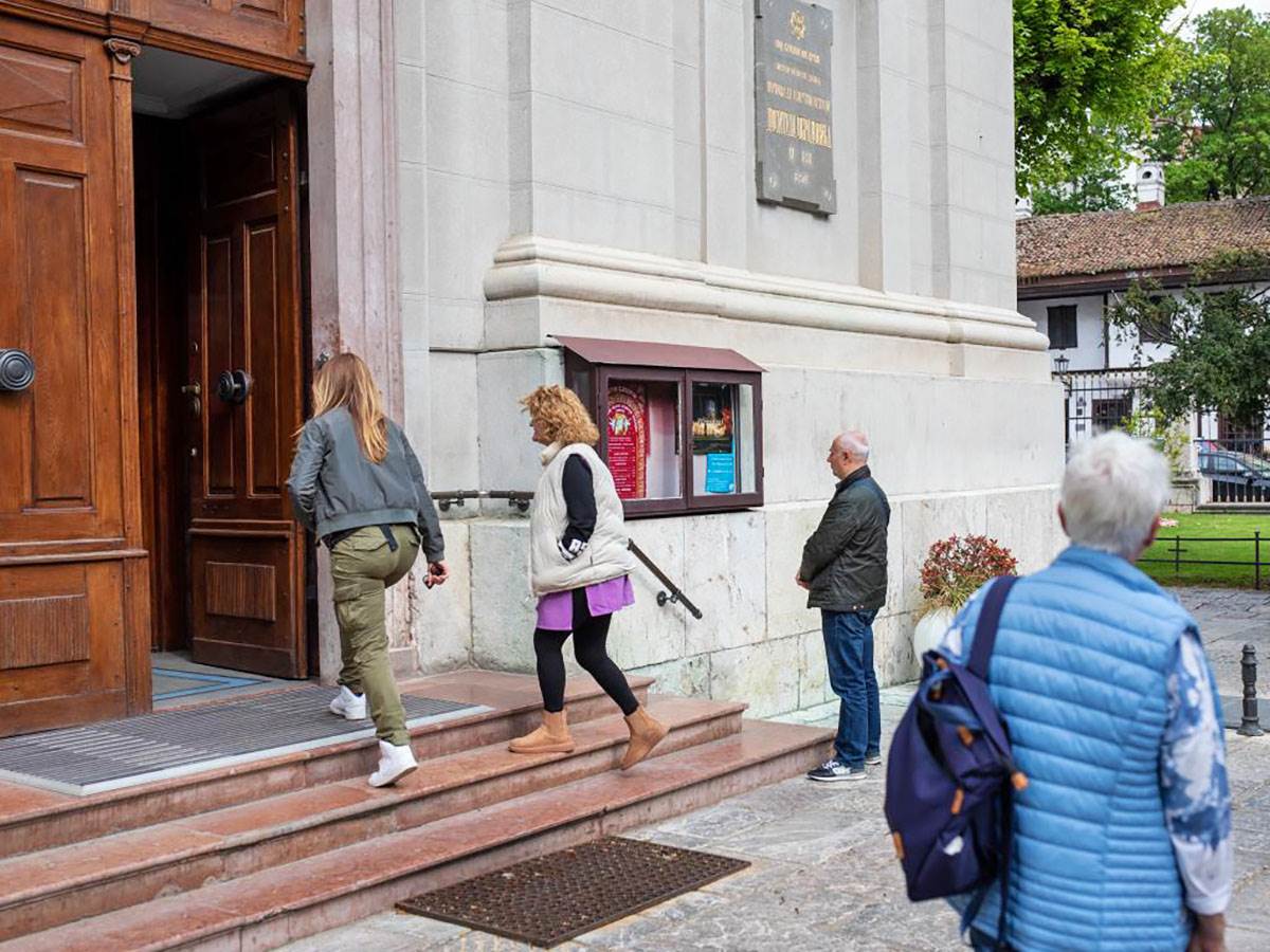 Veliki Petak Hram Svetog Save (2).jpeg