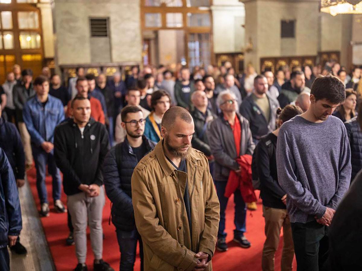 Veliki Petak Hram Svetog Save (8).jpeg