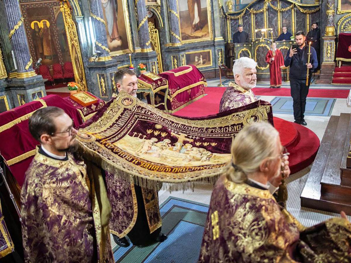 Veliki Petak Hram Svetog Save (22).jpeg