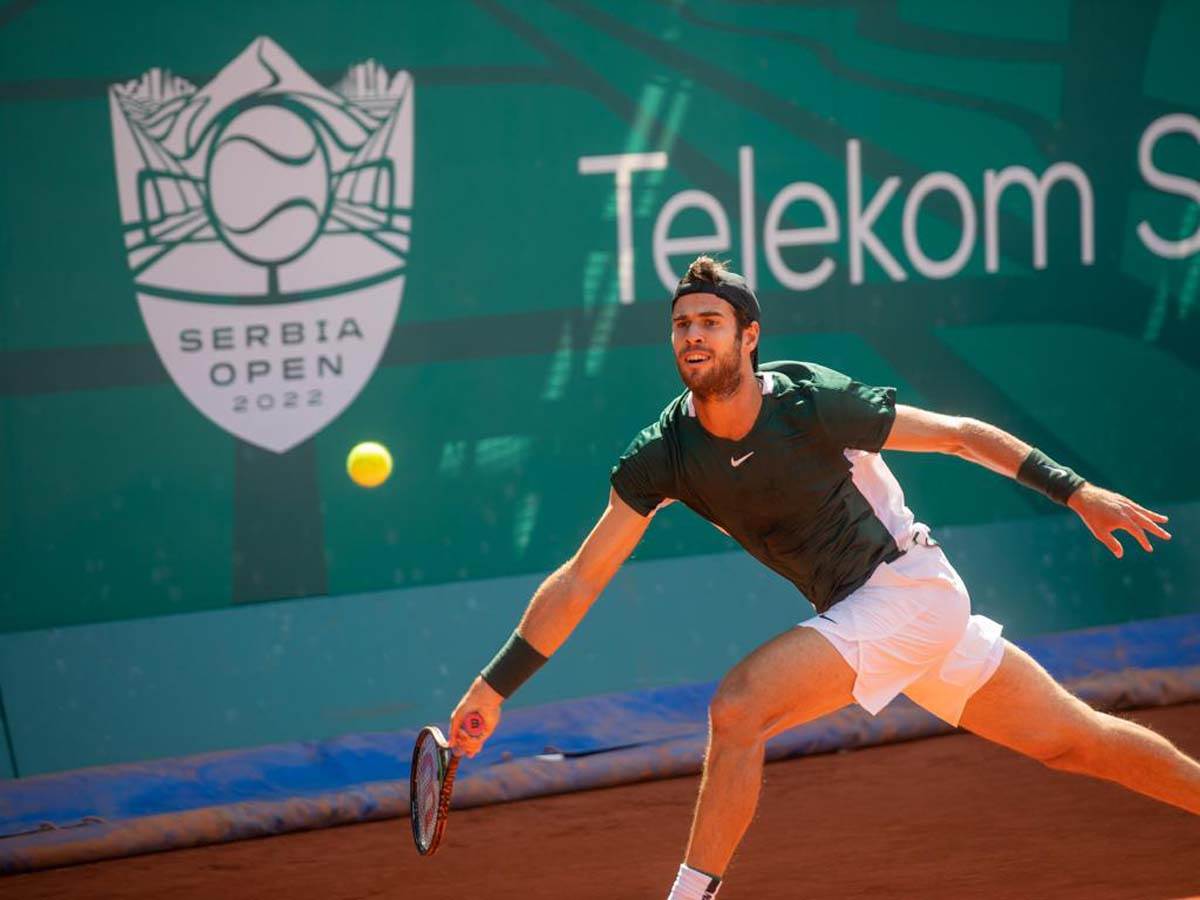 Karen Hacarov (2).jpg