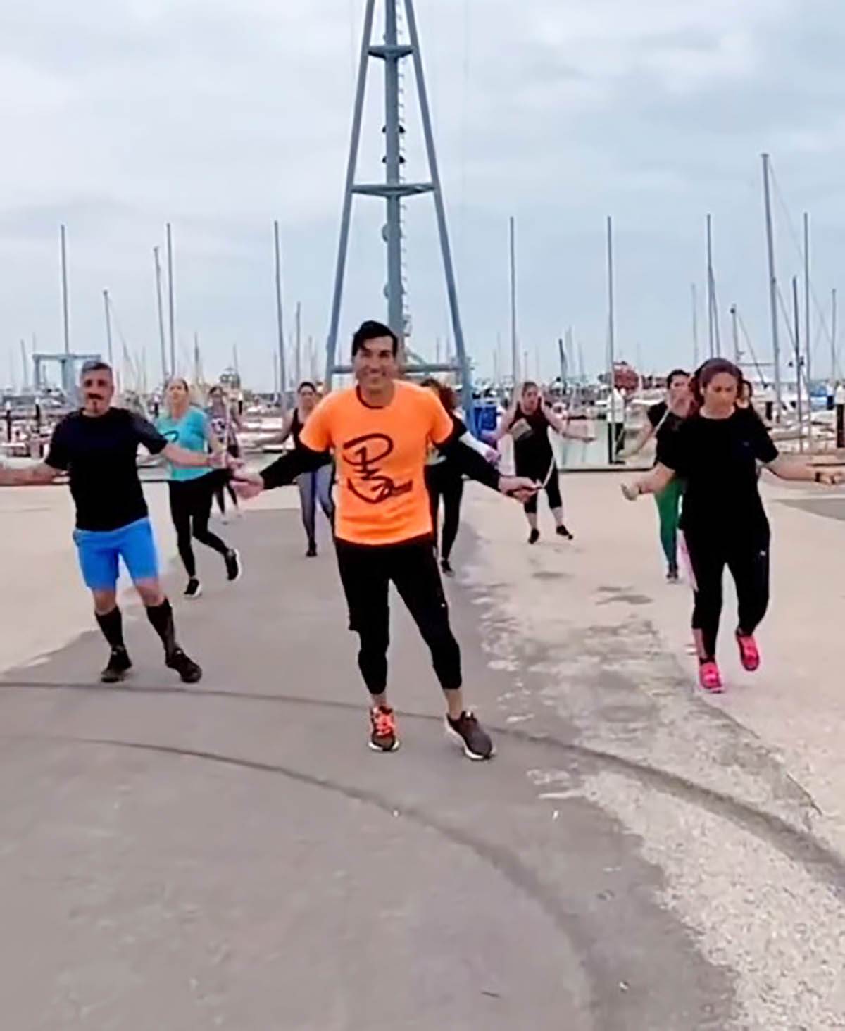 Bivši golman Barselone postao plesač