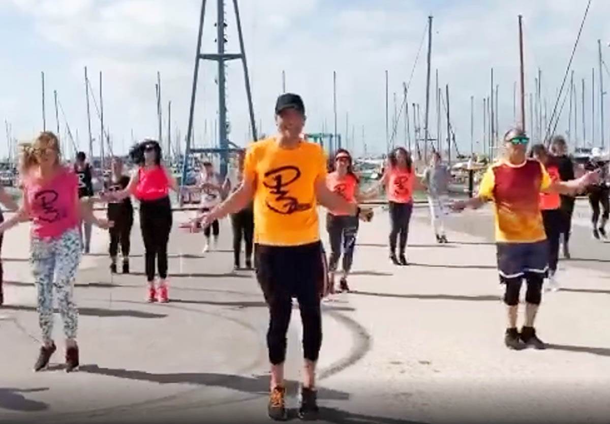 Bivši golman Barselone postao plesač