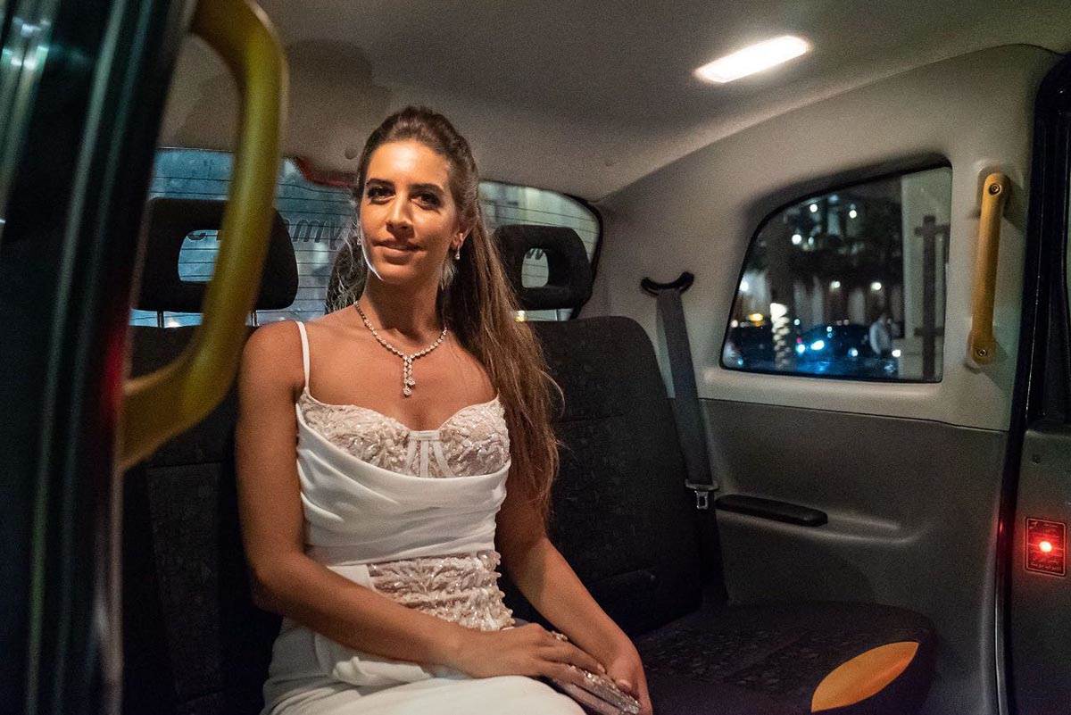 Emanuel Makron poljubio ruku Egipćanki