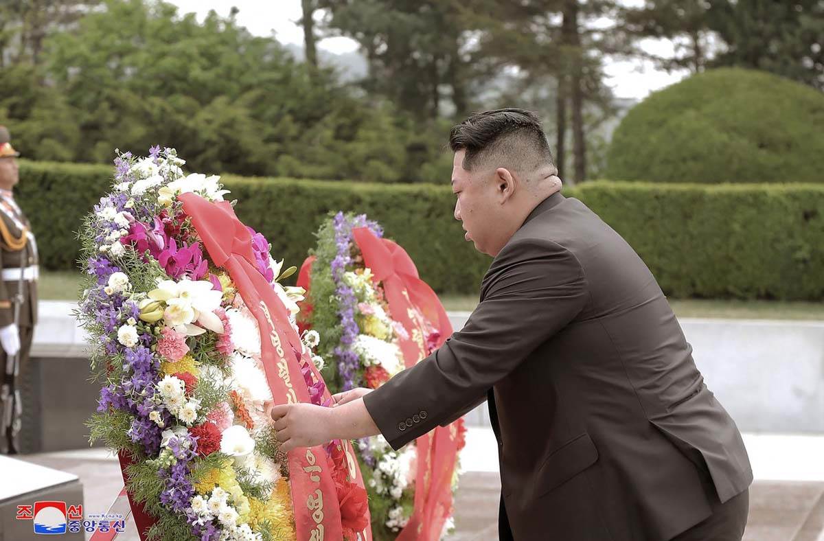 Kim Džong Un parada (3).jpg