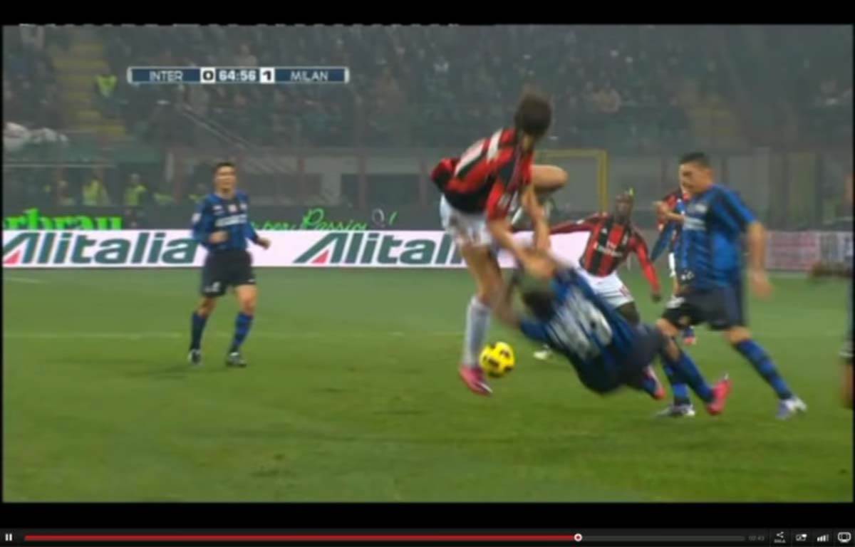 Zlatan, Ibrahimovic, Materazi, udarac nogom (7).jpg