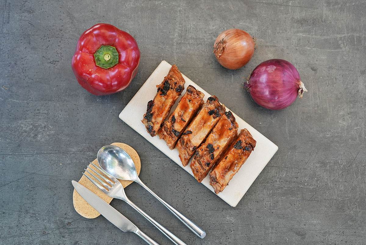 Mercator-S_Svinjska rebarca sa džemom od šipka.JPG