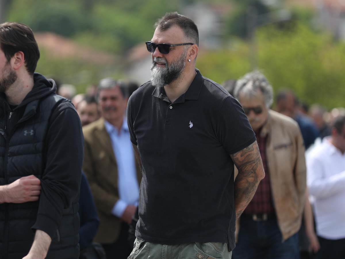 Zoran Sretenovic sahrana Kumodraškom groblju (22).jpg