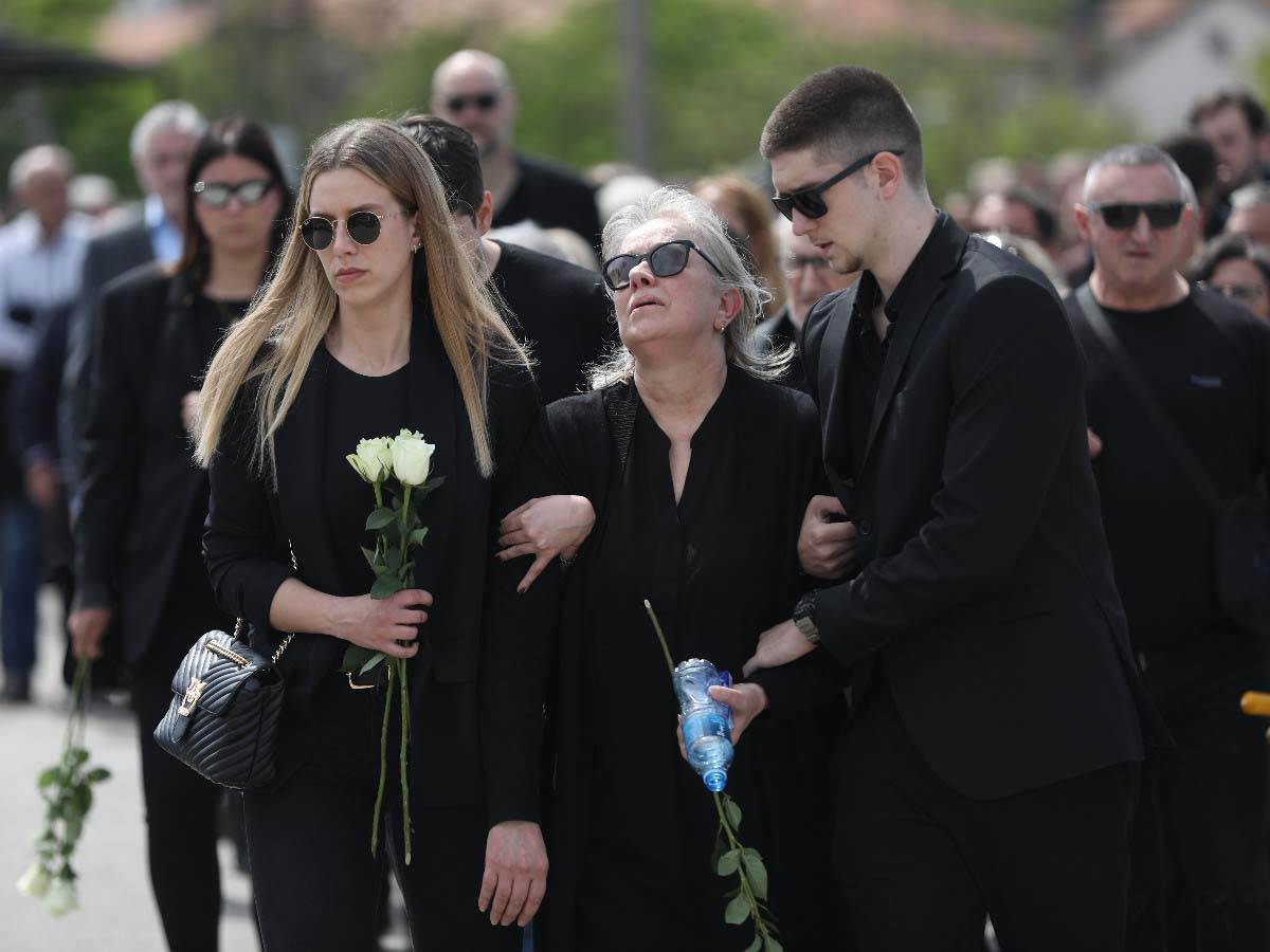 Zoran Sretenovic sahrana Kumodraškom groblju (16).jpg