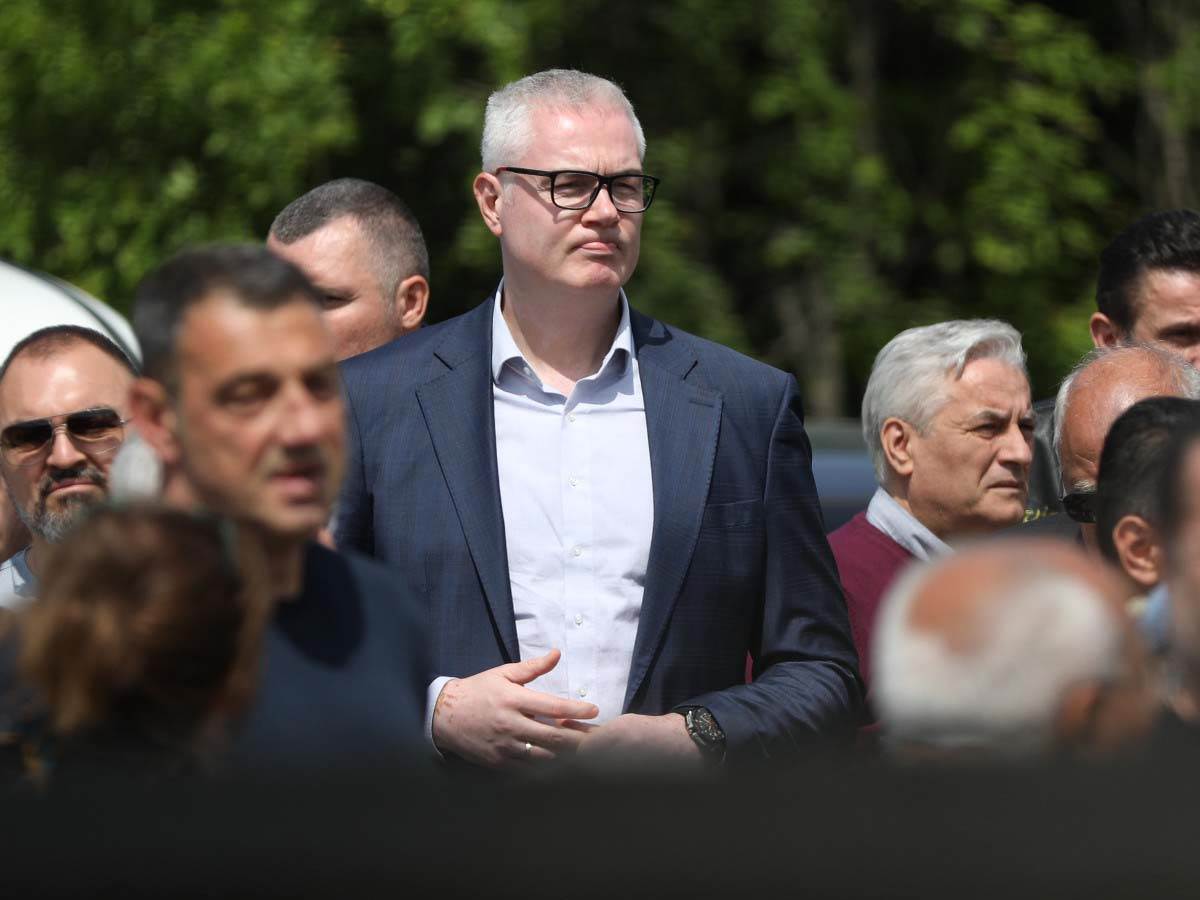 Zoran Sretenovic sahrana Kumodraškom groblju (8).jpg