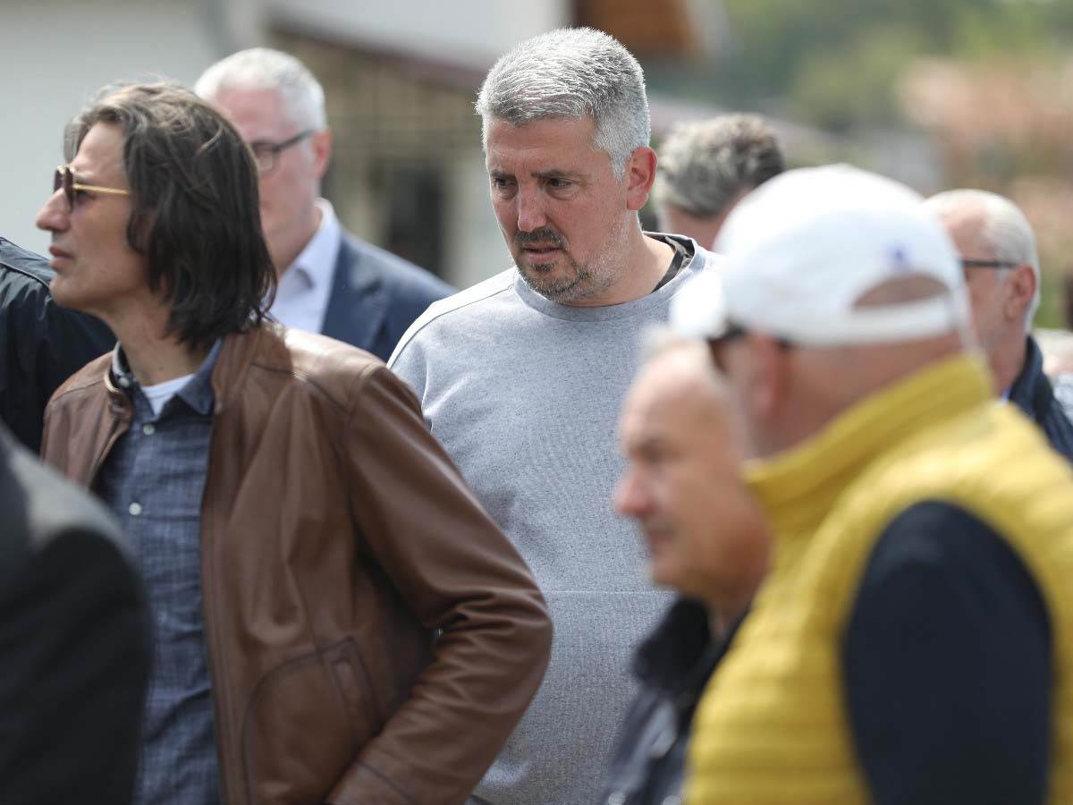 Zoran Sretenovic sahrana Kumodraškom groblju (1).jpg