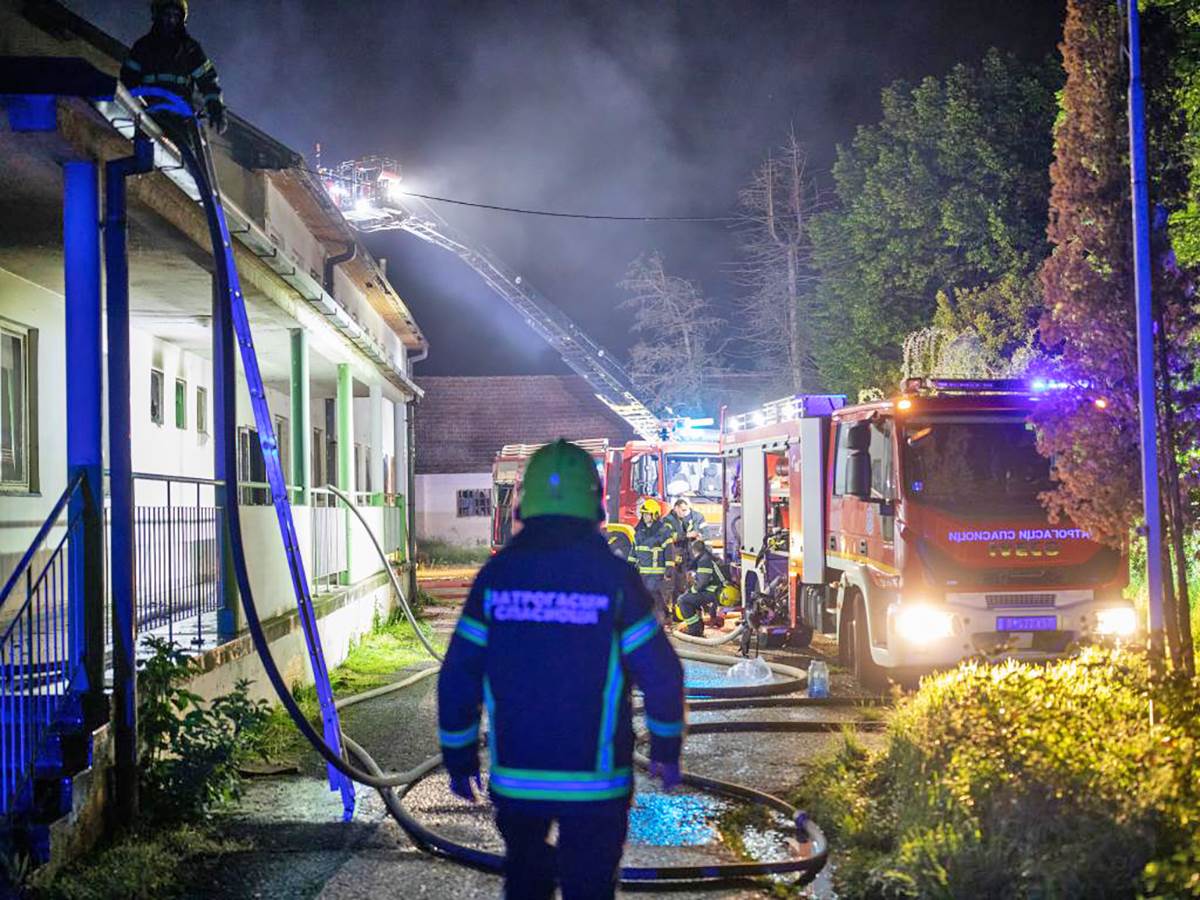 Pozar PKB Vatrogasci (3).jpeg