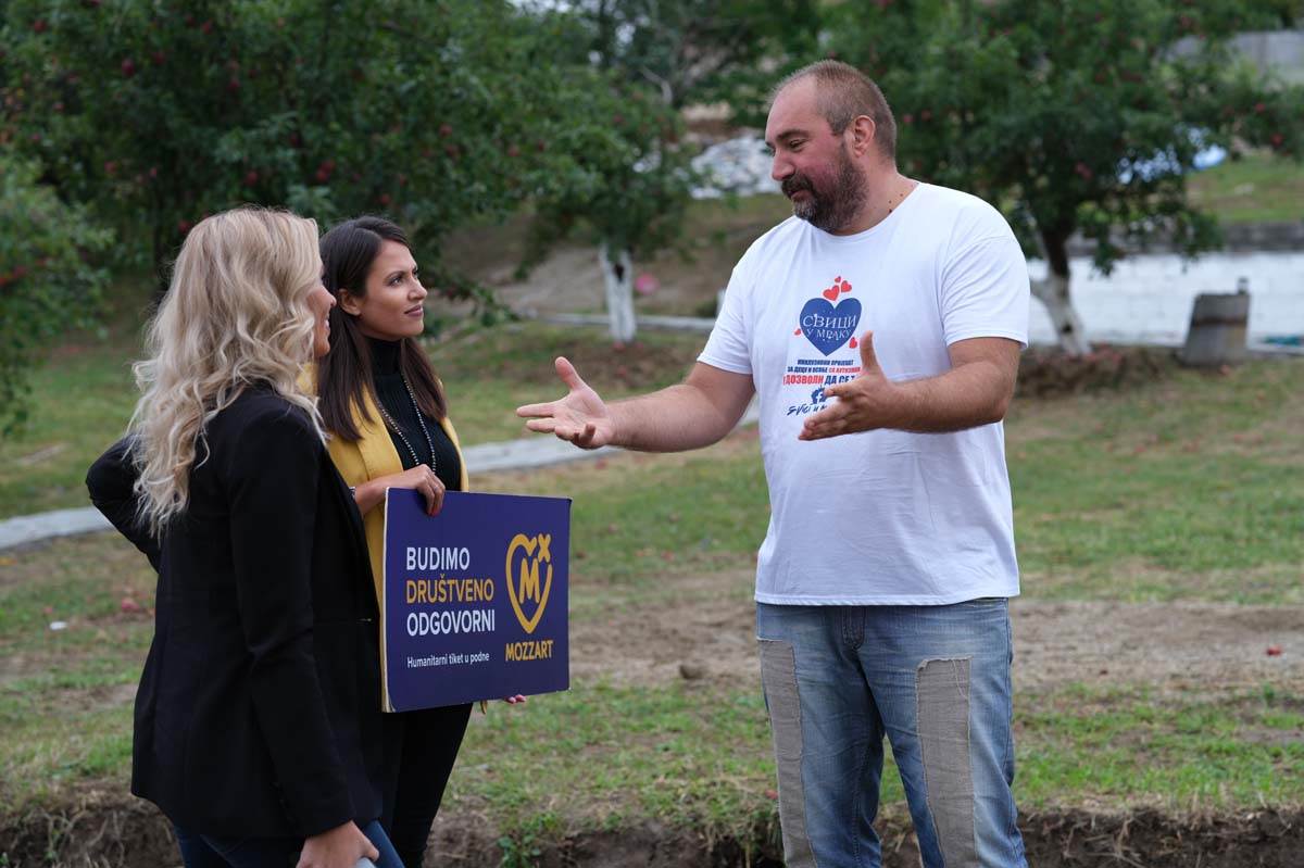 3 - Humanitarni tiket u podne.jpg