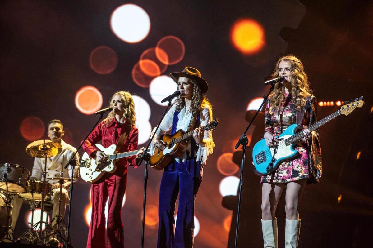 Evrovizija - Island (4).jpg