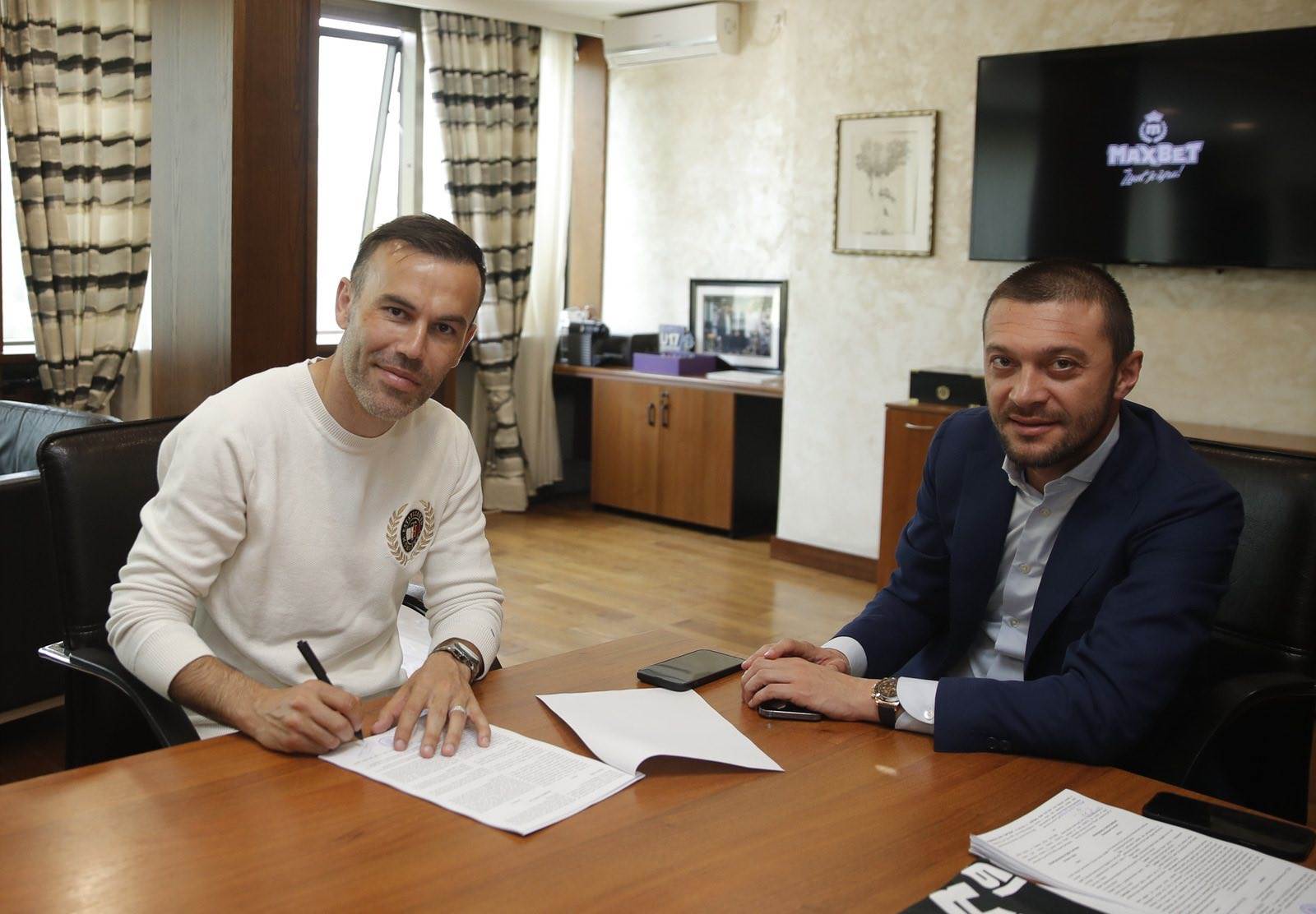 Ivica Iliev i Bibars Natho 1.jpg